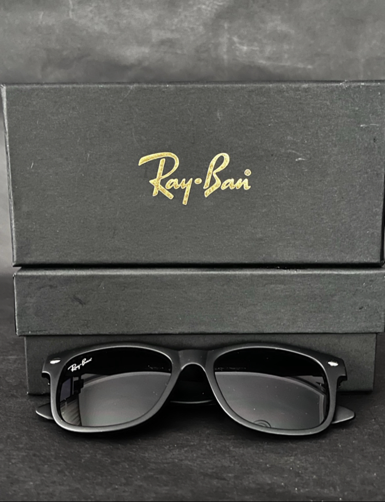 RAY-BAN KLASİK SİYAH GÜNEŞ GÖZLÜĞÜ