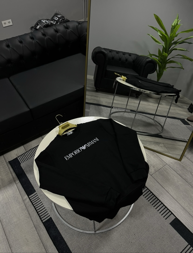 Emporio Armani Sweatshirt Premium!