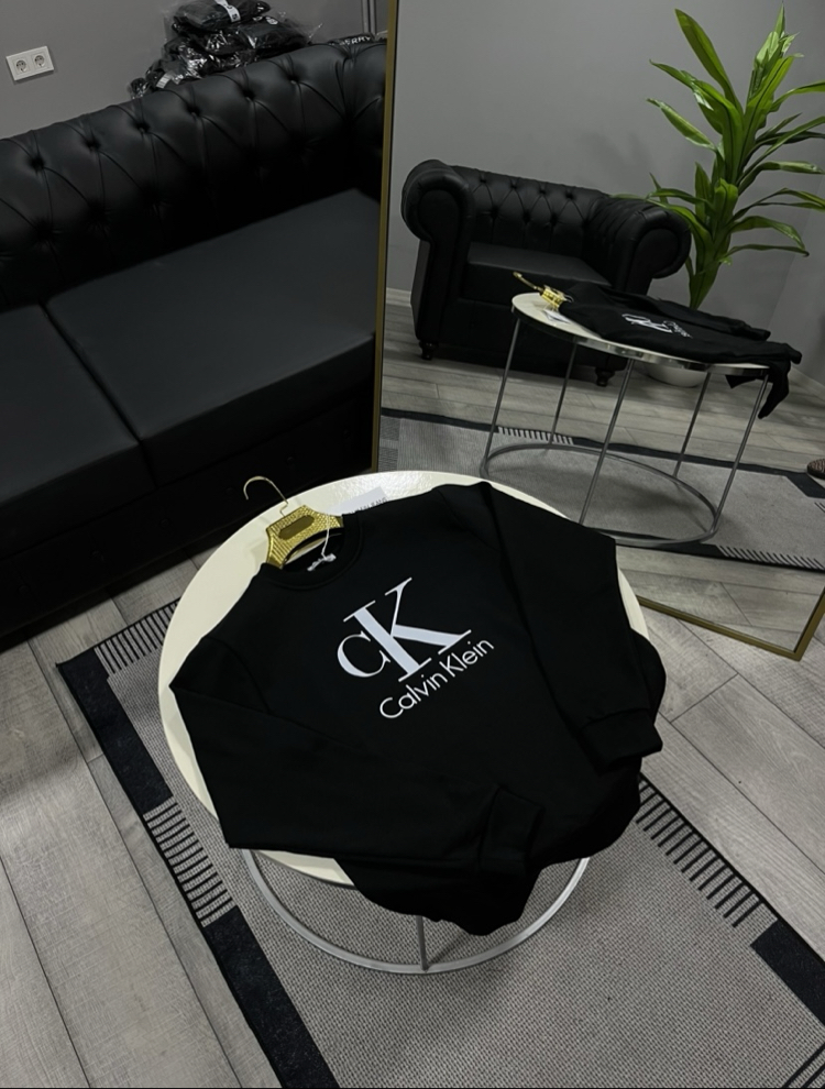 Calvin Klein Sweatshirt Premium!