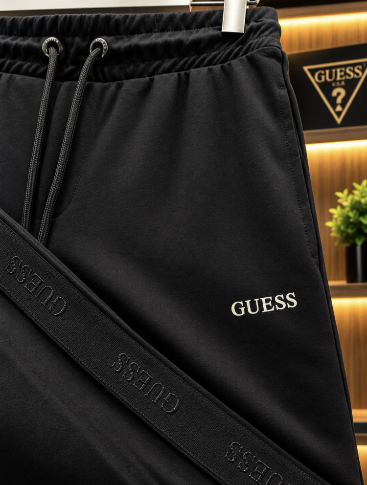 GUESS EŞORFMAN ALTI İTHAL BLACK