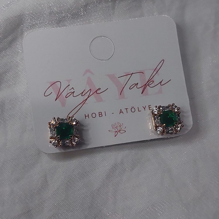 Taşlı minik Xuping küpe-yeşil