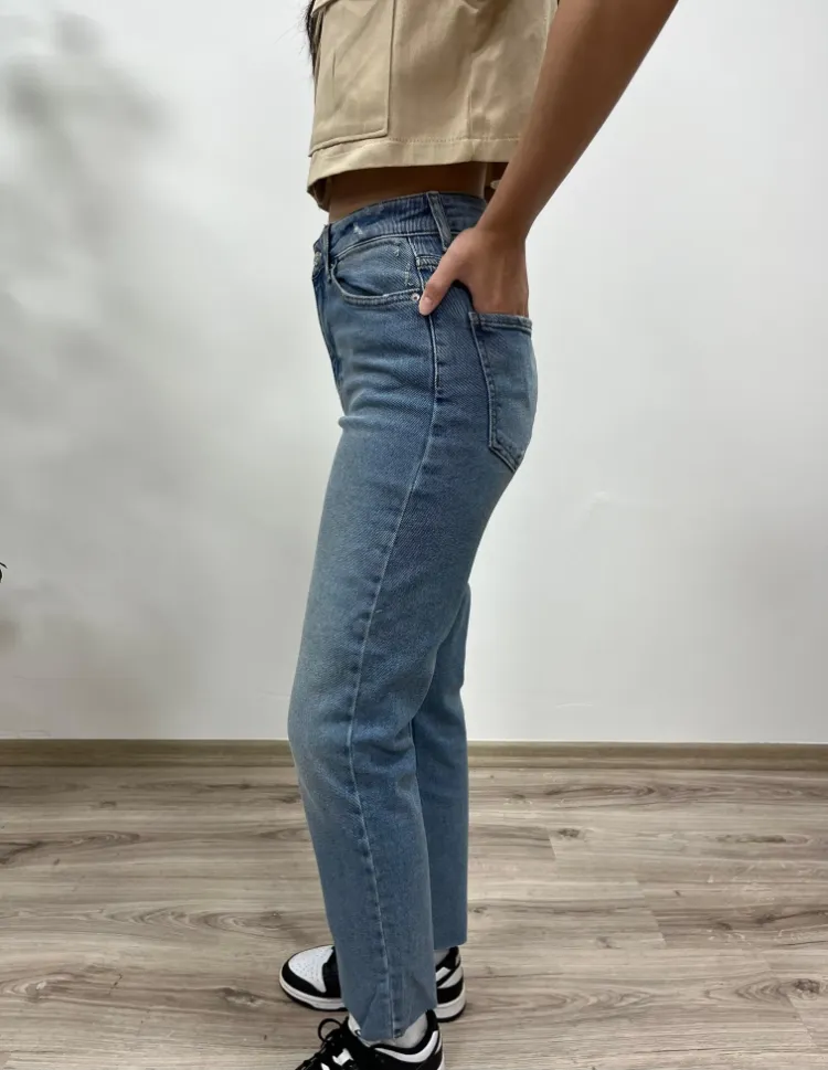Açık Mavi Mom Fit Kot Pantolon