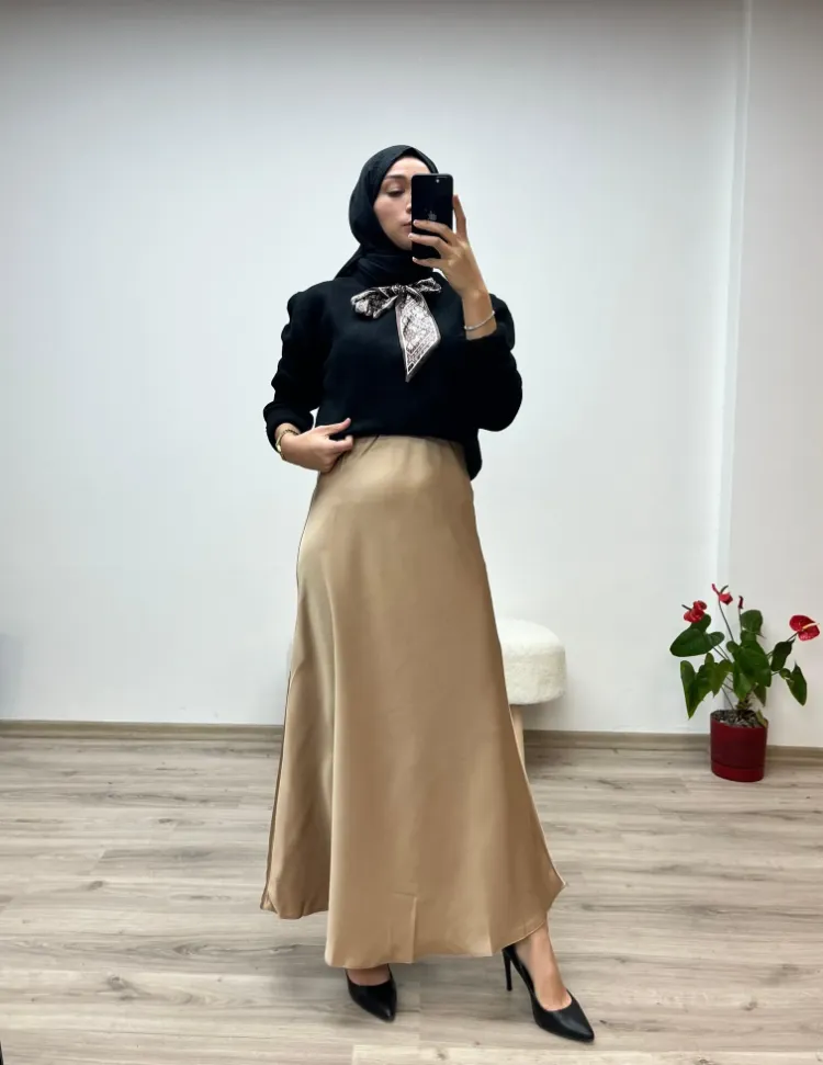 VAZIRADK Çam Kesim Lastikli Saten Uzun Etek - CAMEL