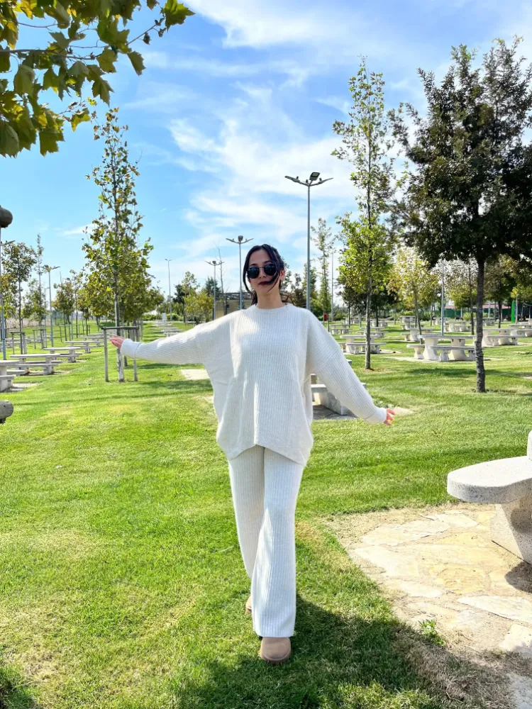 Bisiklet Yaka Oversize Triko Takım - TAŞ