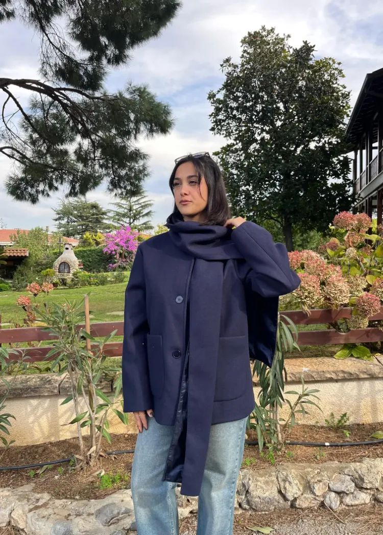 Çıkarılabilir Atkılı Kaban - LACİVERT