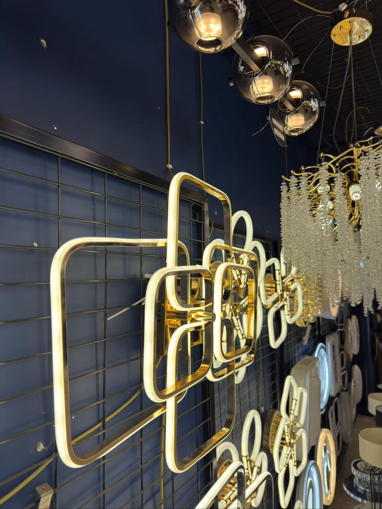 Modern gold çoklu kare tasarım avize