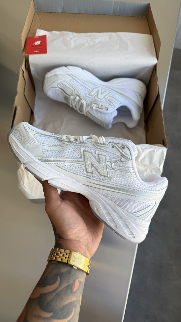New Balance 740 Silver White (Muadil Tam Kalıptır.)
