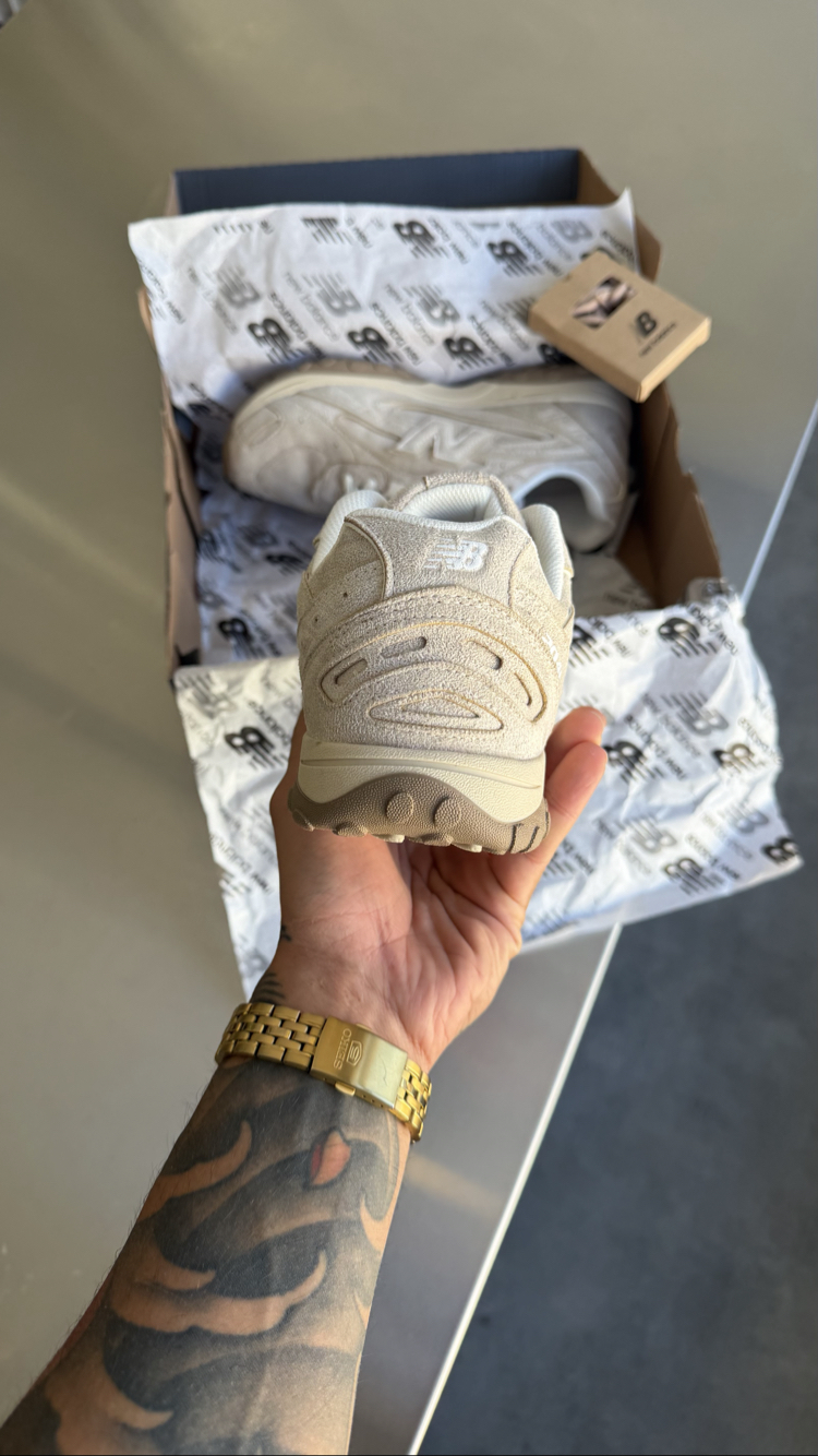 New Balance 204L Beige (Muadil Tam kalıptır.)