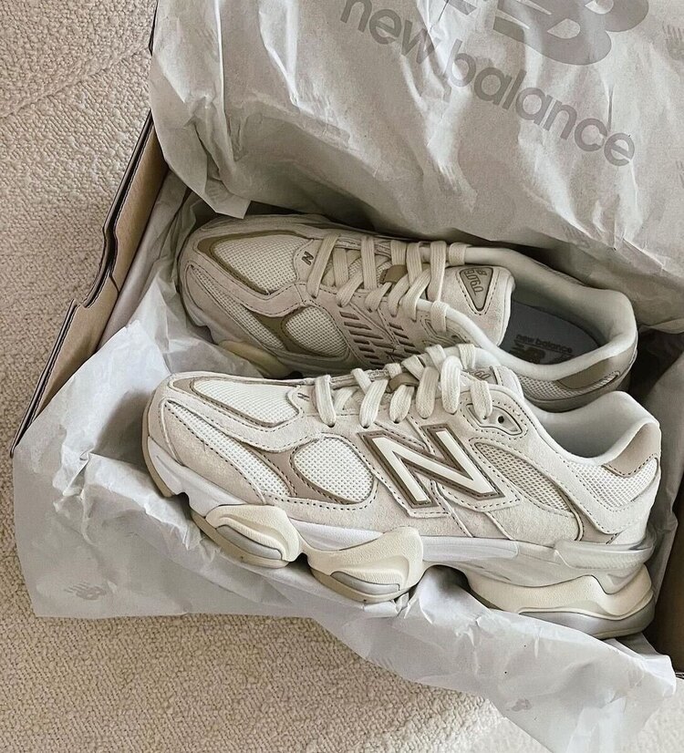 New Balance 9060 “Angora Moonbeam” (Dar kalıptır.)
