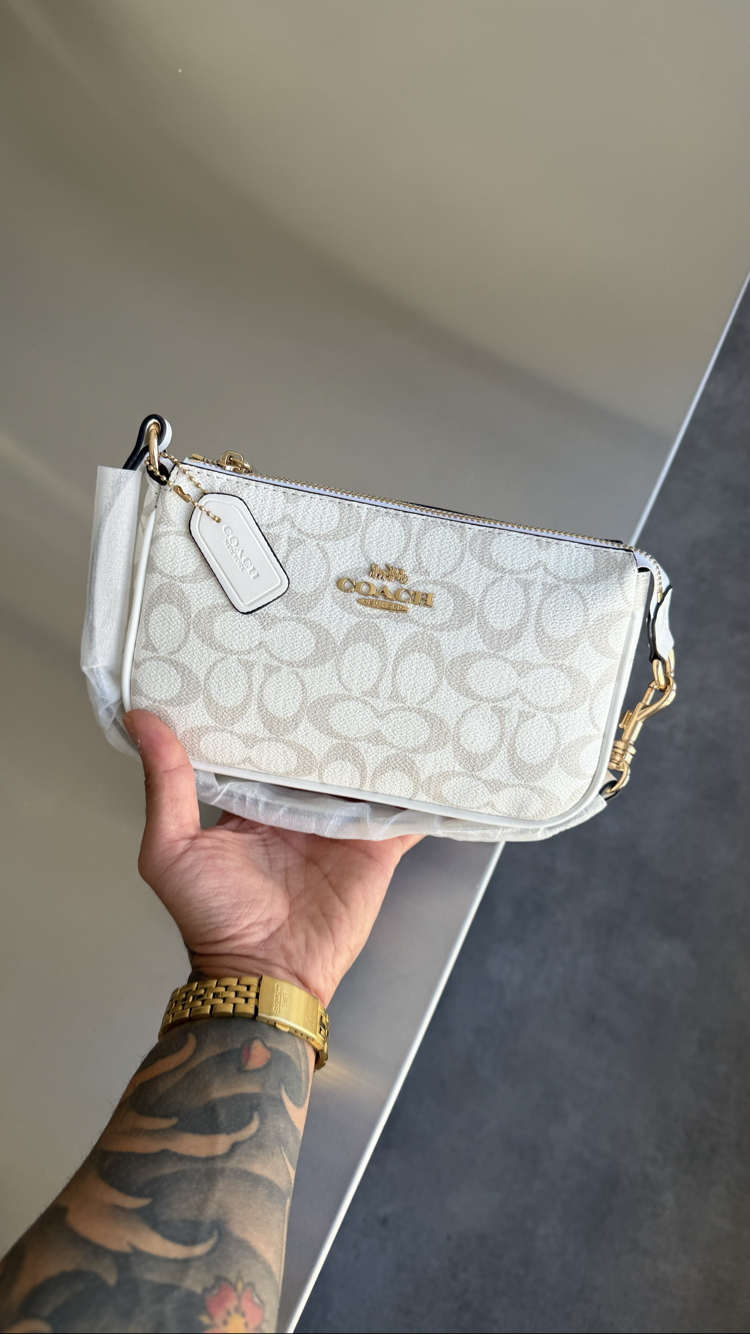 Coach Nolita 19 Signature (22x13)