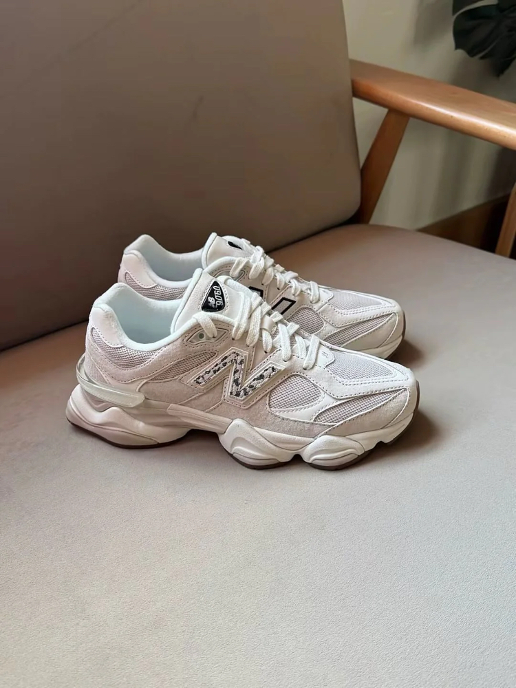 New Balance 9060 “Beige Leopard” (1 numara dar kalıptır.)