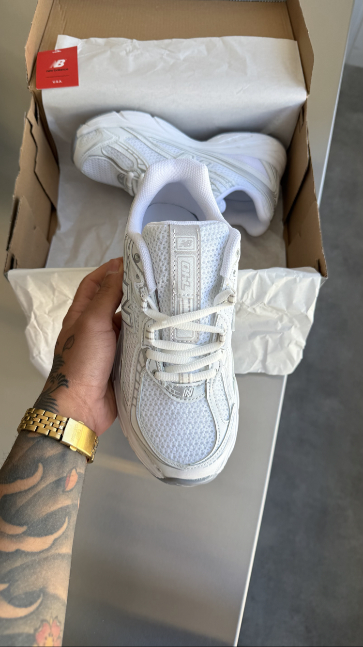 New Balance 740 Silver White (Muadil Tam Kalıptır.)