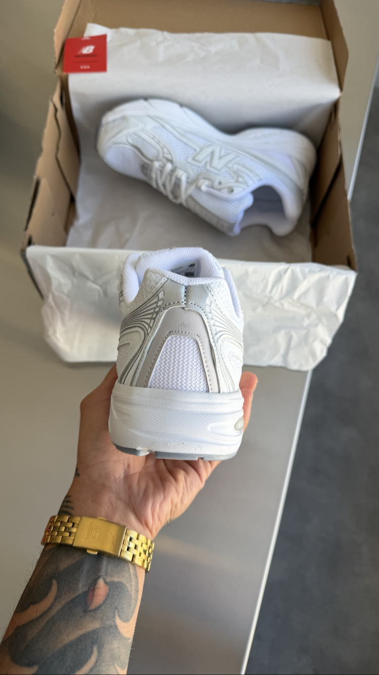 New Balance 740 Silver White (Muadil Tam Kalıptır.)