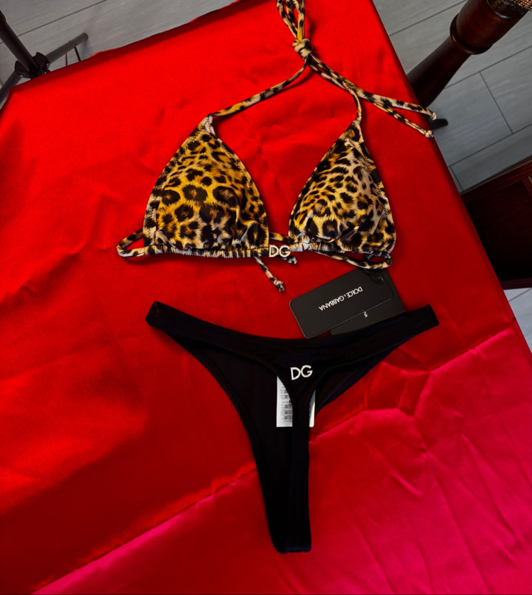 DG Aksesuarlı Leopar Desenli Üçgen Bikini Takımı | Siyah Alt