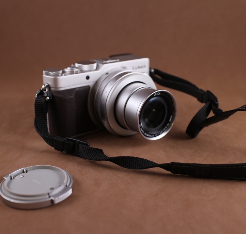 Panasonic Lumix DMC-LX100 Kompakt Dijital Fotoğraf Makinesi