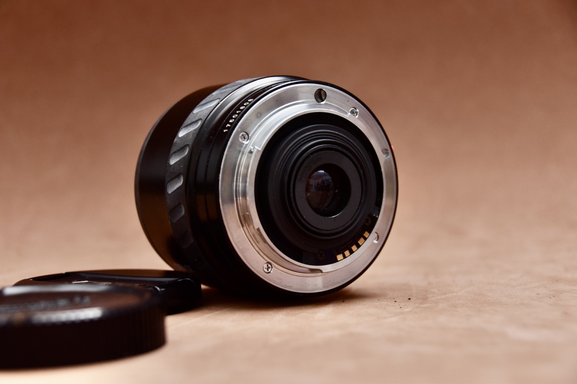 Minolta AF Zoom 36-105mm f/3.5-4.5 lens