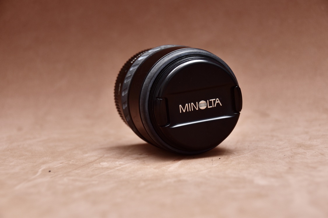 Minolta AF Zoom 36-105mm f/3.5-4.5 lens