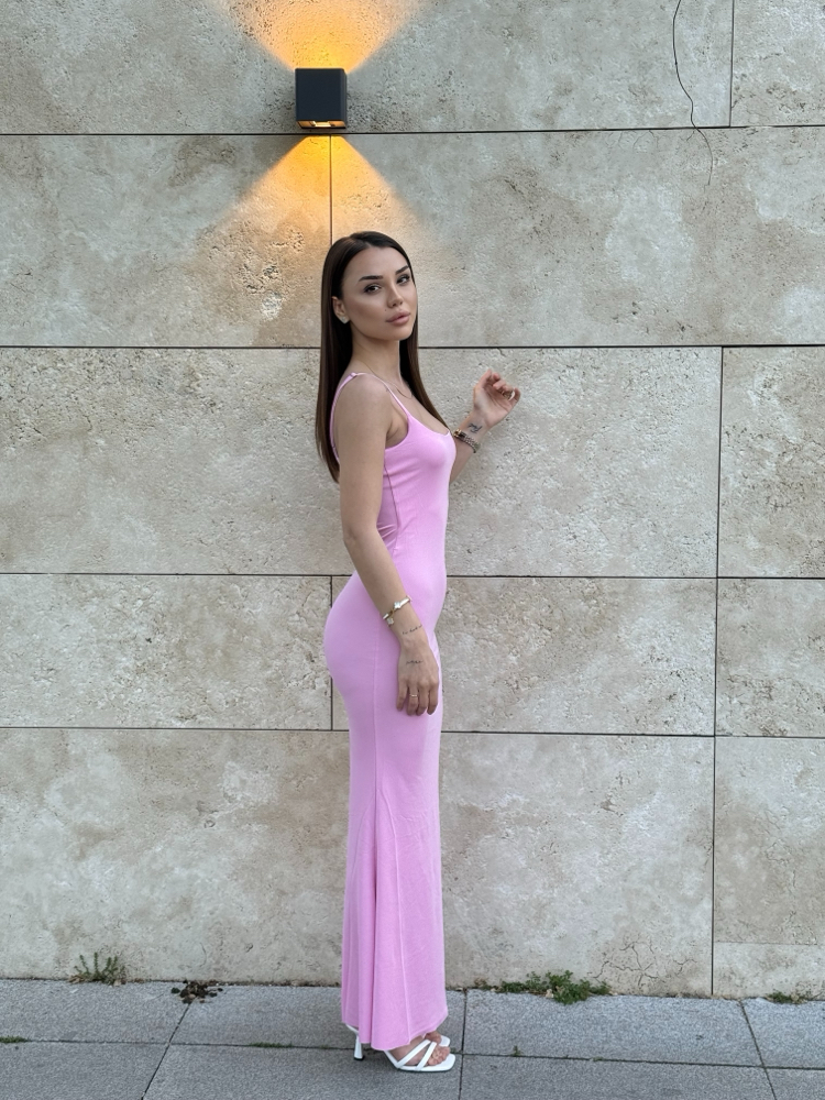 Pembe ip askılı elbise