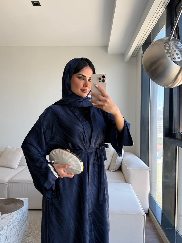 Lacivert jakarlı saten  abaya 