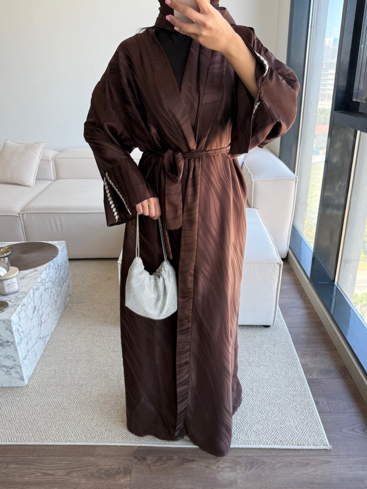 Kahverengi jakarlı abaya 