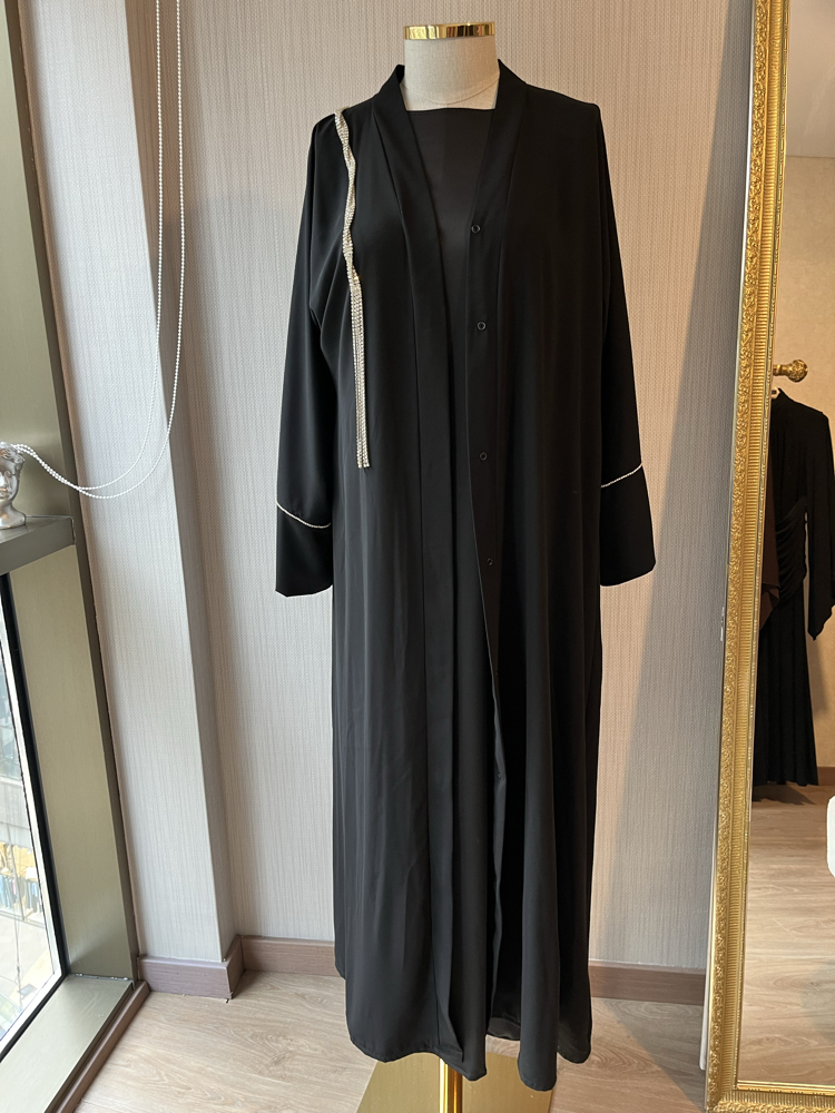 Swarovski taş detaylı önü çıtlı abaya 