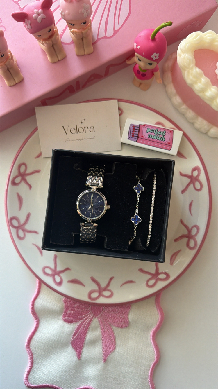 Lacivert set