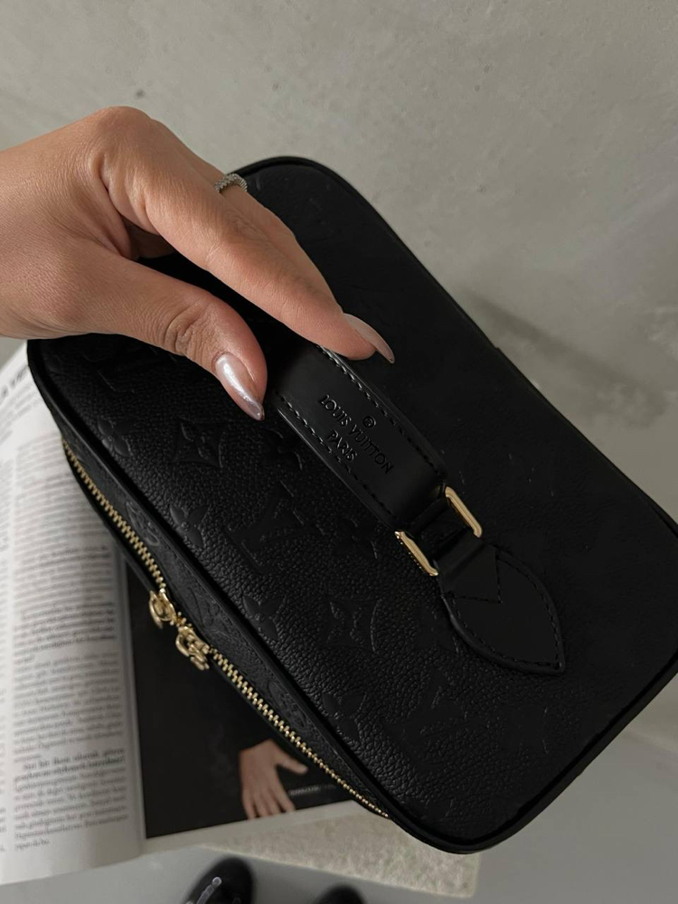 Louis Vuitton Makyaj Çantası