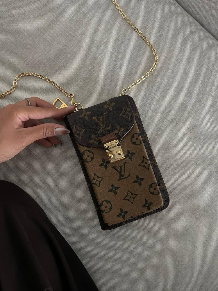 Louis Vuitton Telefon Çantası