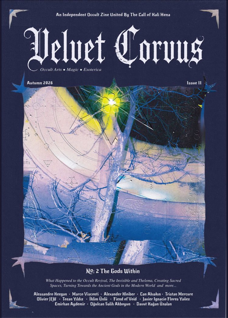 Velvet Corvus #2 “The Gods Within” English Edition