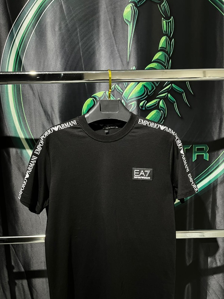 EA7 Emporio Armani Siyah Premium Şeritli Bisiklet Yaka Tshirt