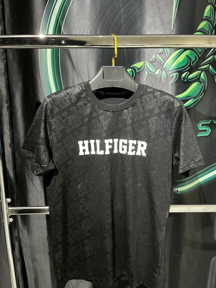 Tommy Hilfiger Siyah Premium Monogram Bisiklet Yaka Tshirt