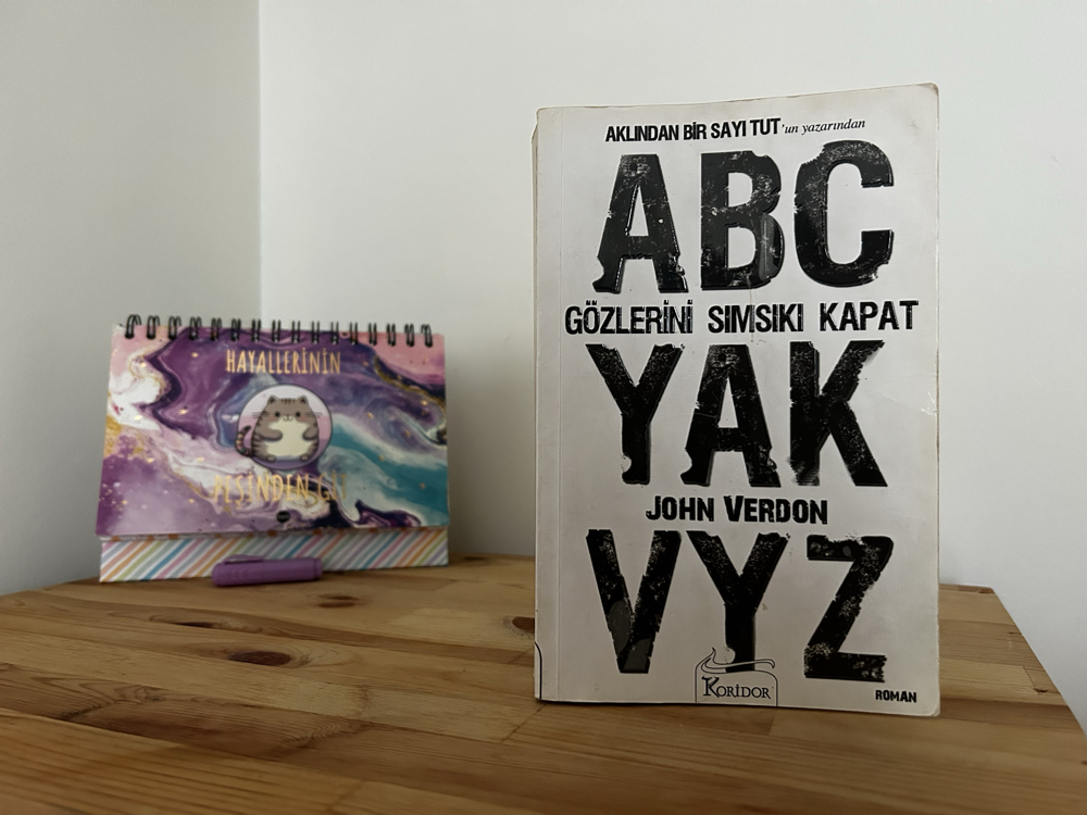 Gözlerini Sımsıkı Kapat (John Verdon)