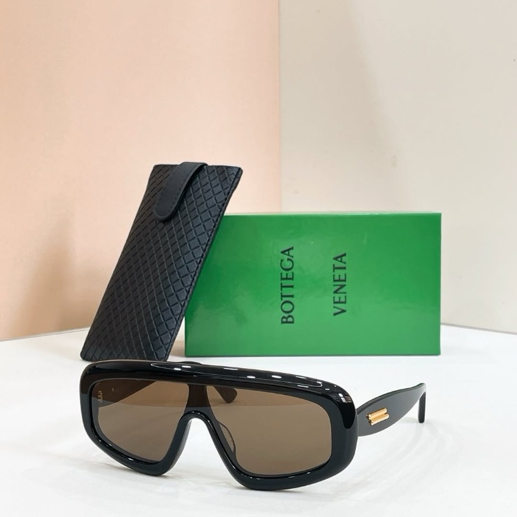 Bottega Veneta Shield Sunglasses