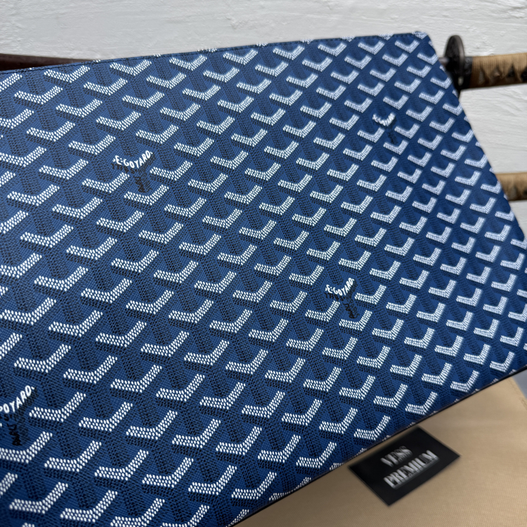 Goyard Senat GM Macbook Bag - Navy Blue