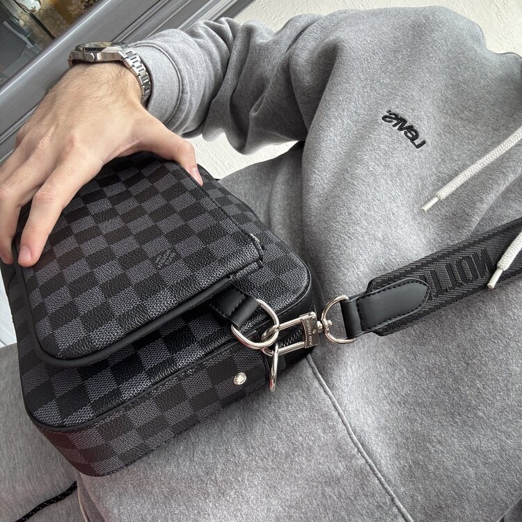Louis Vuitton Trio Messenger Bag