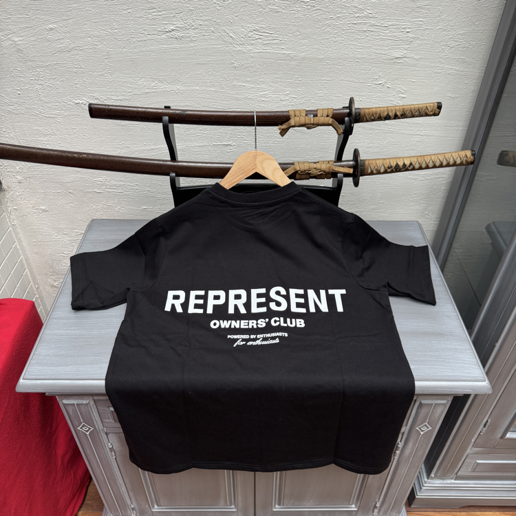 Represent 'Classic' Tshirt - Black