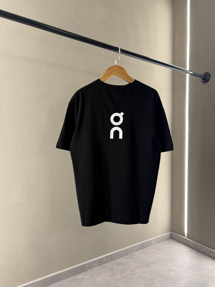 ON Cloud Premium Tişört