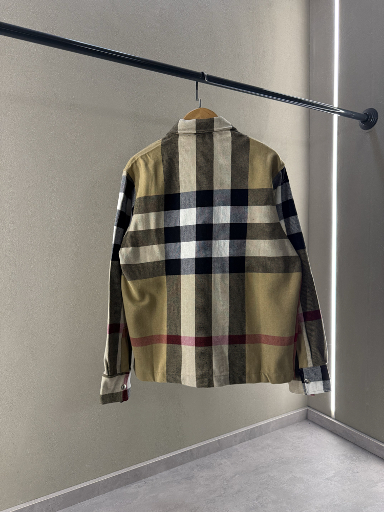 Burberry Premium Zip