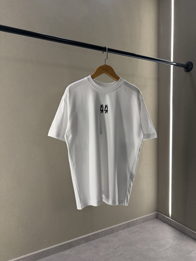 44 L.G Premium Tişört