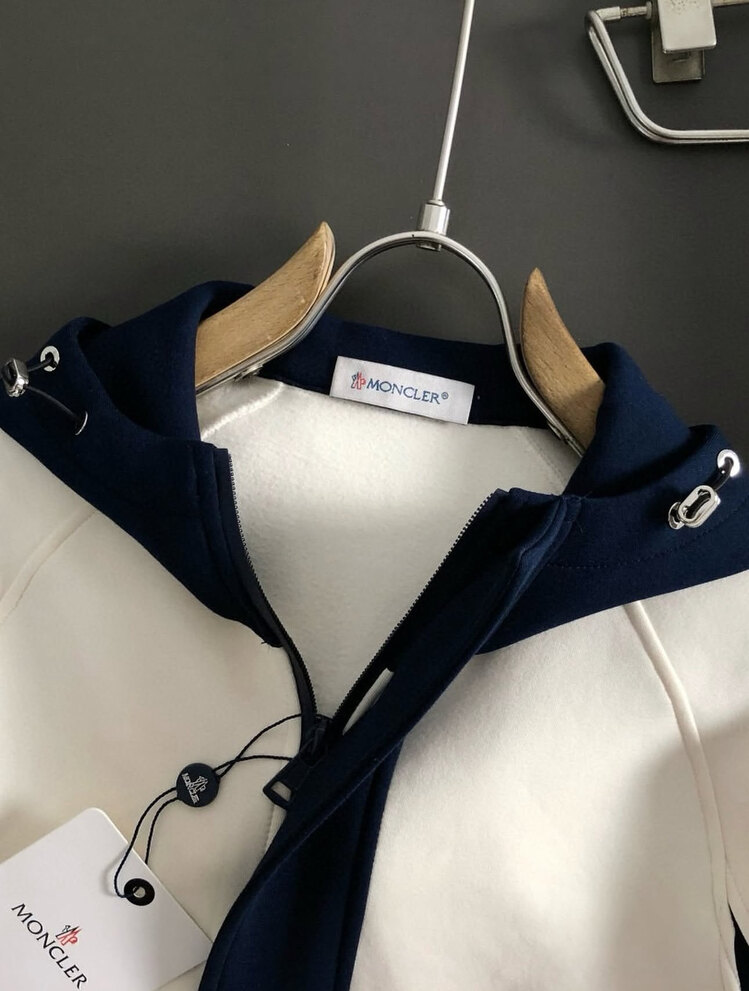 Yarım fermuarlı kapüşonlu cepli sweatshirt 