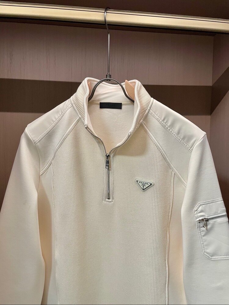 Yarım fermuarlı metal logo detaylı sweat-shirt 