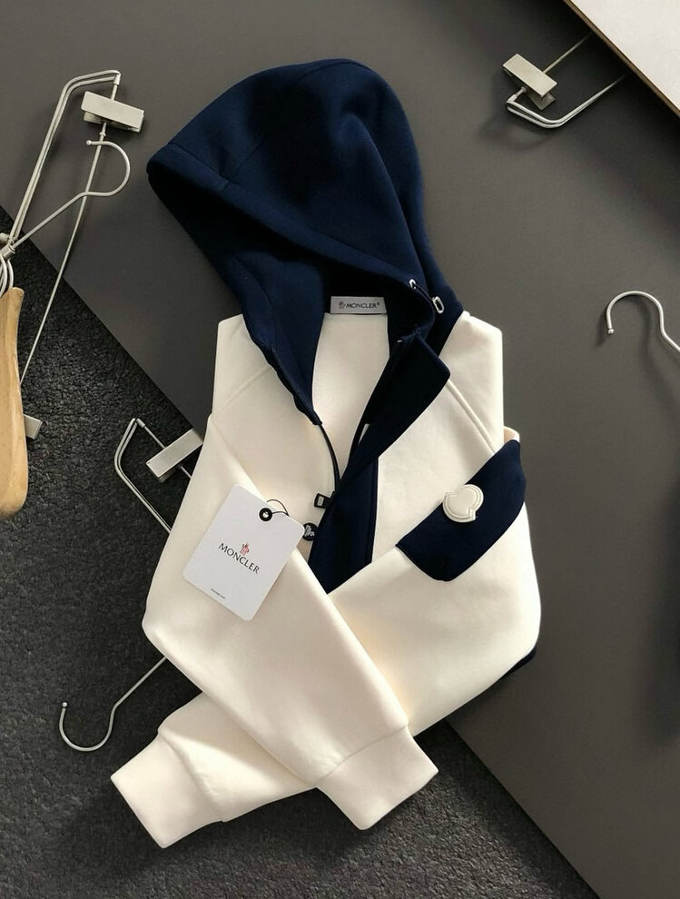 Yarım fermuarlı kapüşonlu cepli sweatshirt 