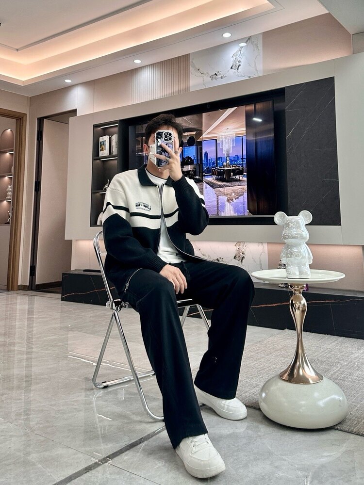 Fermuarlı çelik örgü hırka