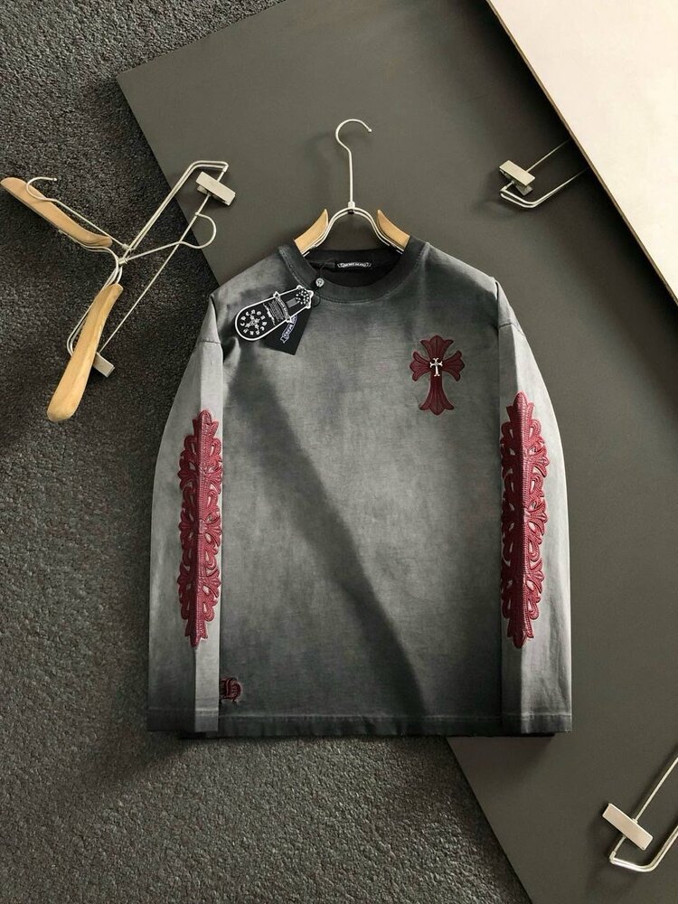 Yıkamalı kumaş arma logo sweatshirt 