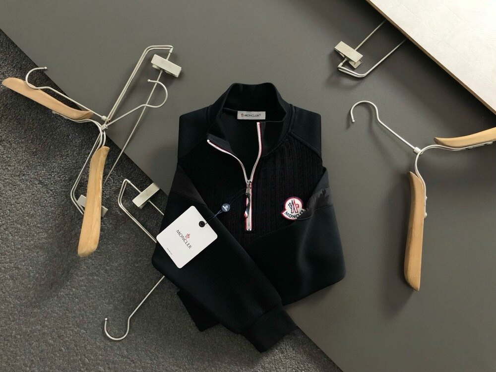 Dik yakalı fermuarlı sweatshirt 