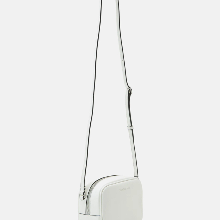 Calvin Klein Sculpted Camera Mono White