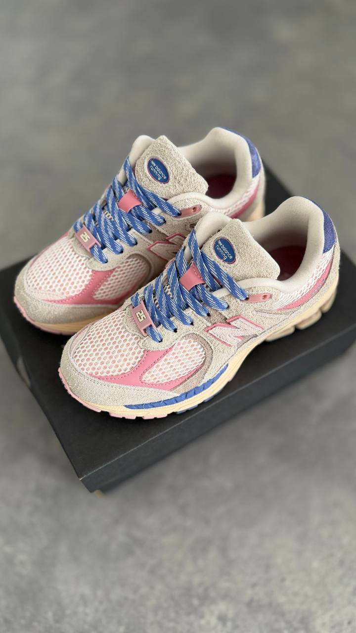 New Balance x Hype DC 2002R "Native Dynamics" 
