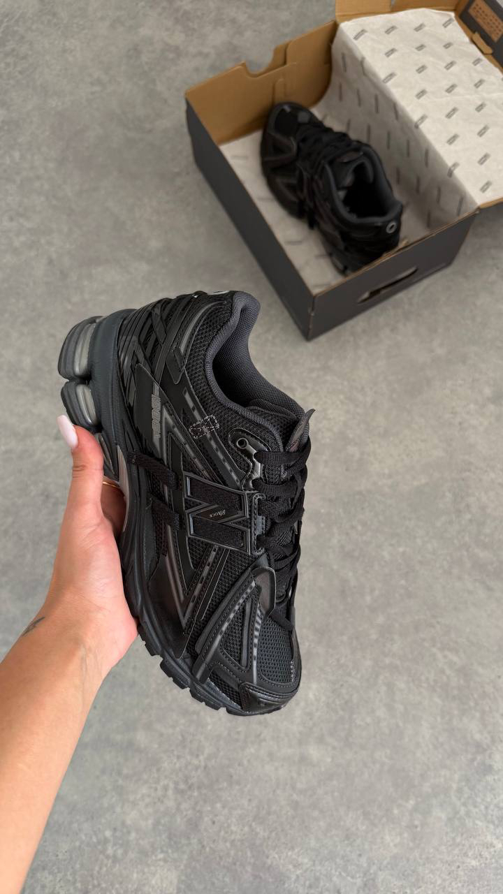 New Balance 1906A Black