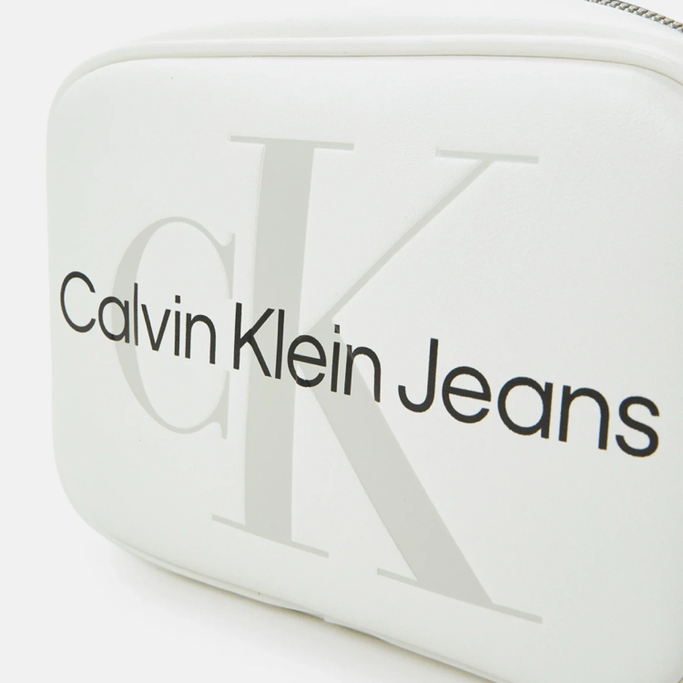 Calvin Klein Sculpted Camera Mono White