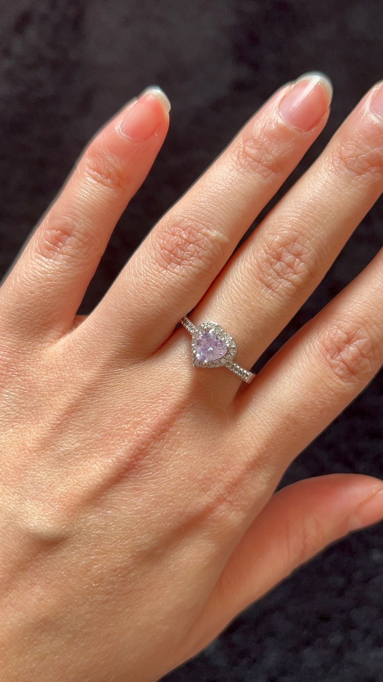 İkonik Kalp Yüzük